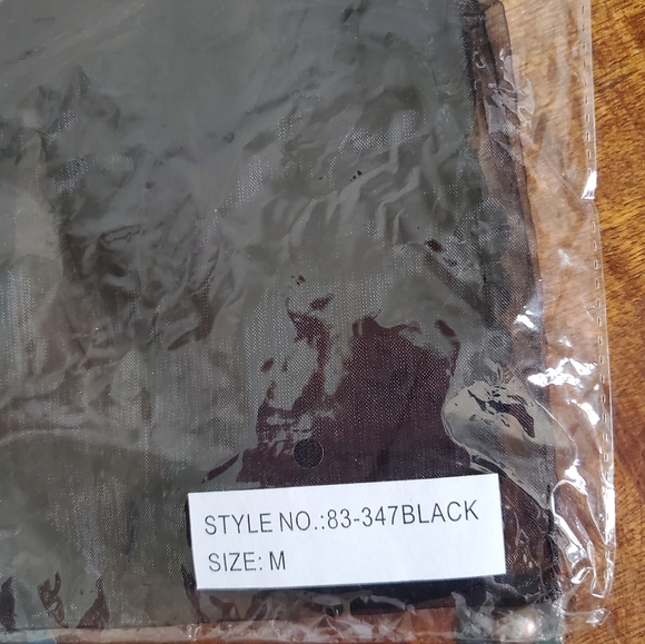 🖤 Triangle Tie G-String Panty 🖤 - Picture 9 of 11